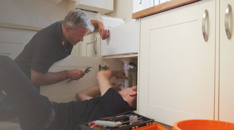 Professional burst pipe repair services in Vassar, MI